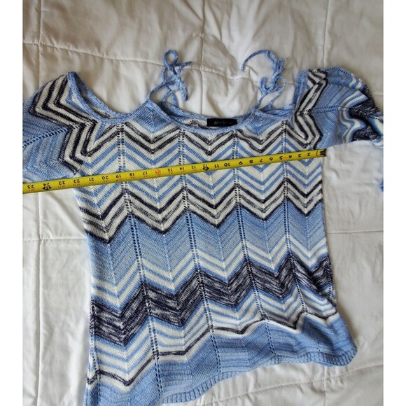 Ashley Stewart Sweater Womens XL Blue Chevron Tie Cold Shoulder Bell Sleeves - Picture 3 of 9